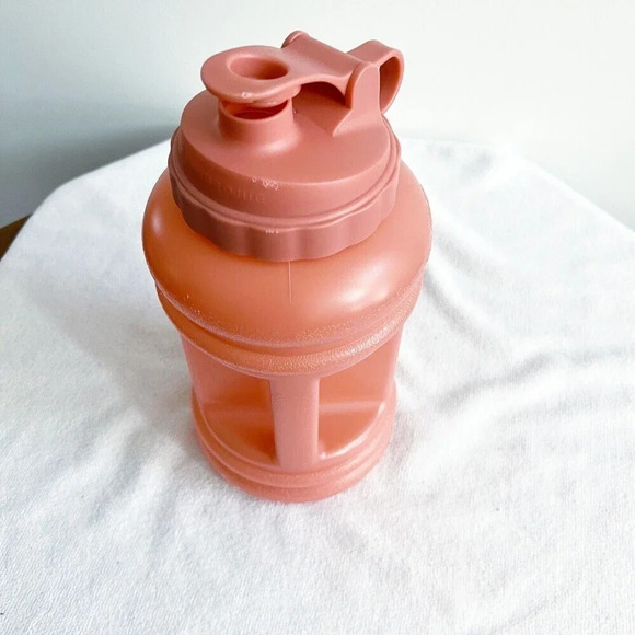 New HydroJug Classic Water Bottle-Hot Coral-Features Handle-Half Gallon Capacity - Picture 5 of 6
